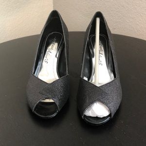 Easy Street Alive 5 dance shoes